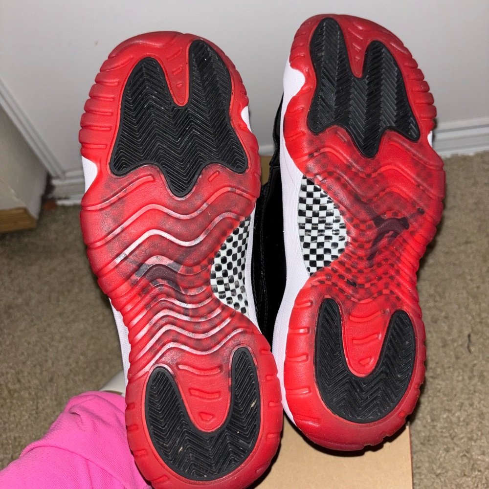 Jordan 11 bred - Picture 5 of 5